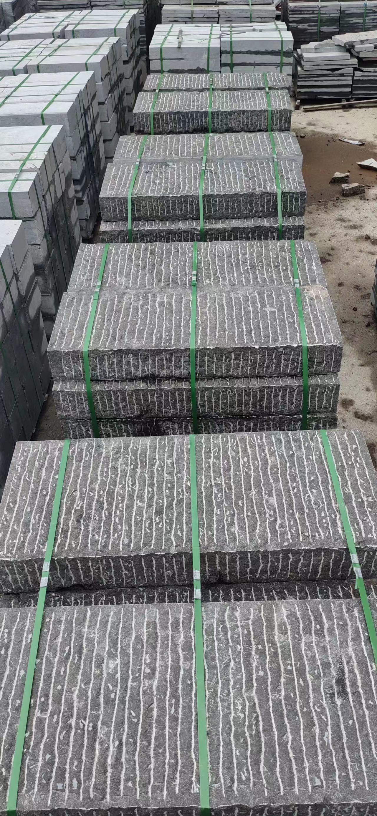鋪地青石板廠家