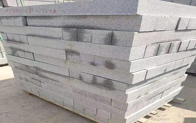 芝麻白火燒板，來自實(shí)力花崗巖廠家的品質(zhì)之選(圖2)